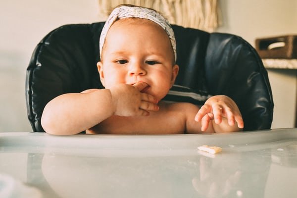 baby eat high chair